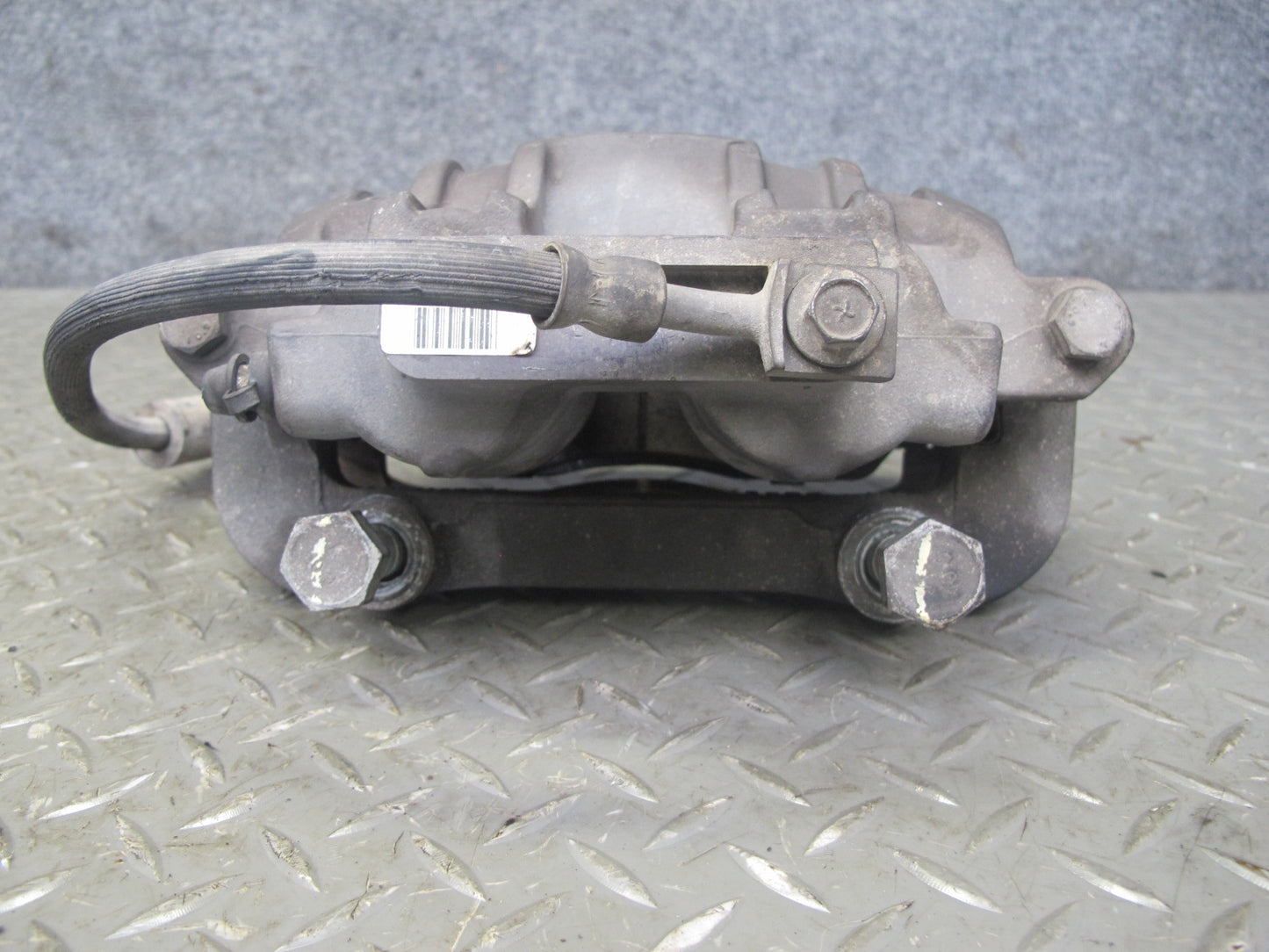2004-2009 Cadillac XLR RWD Front Left & Right Side Brake Caliper Set of 2