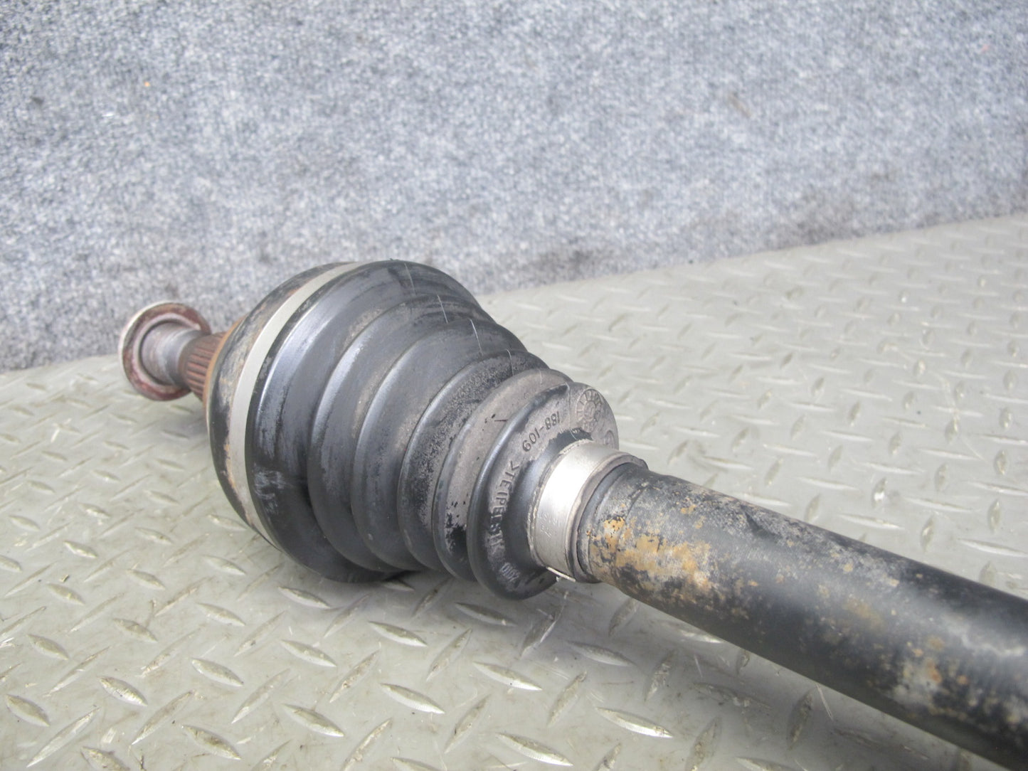 2004-2009 Cadillac XLR Rear Right Passenger Side CV Axle Half Shaft