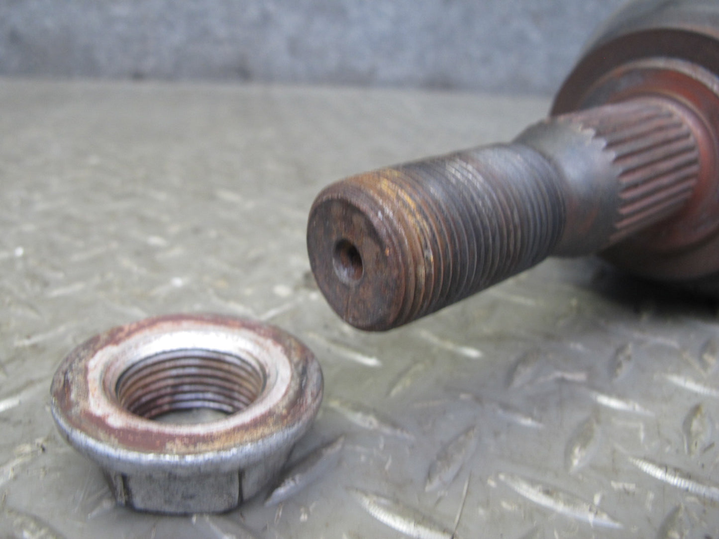 2004-2009 Cadillac XLR Rear Right Passenger Side CV Axle Half Shaft