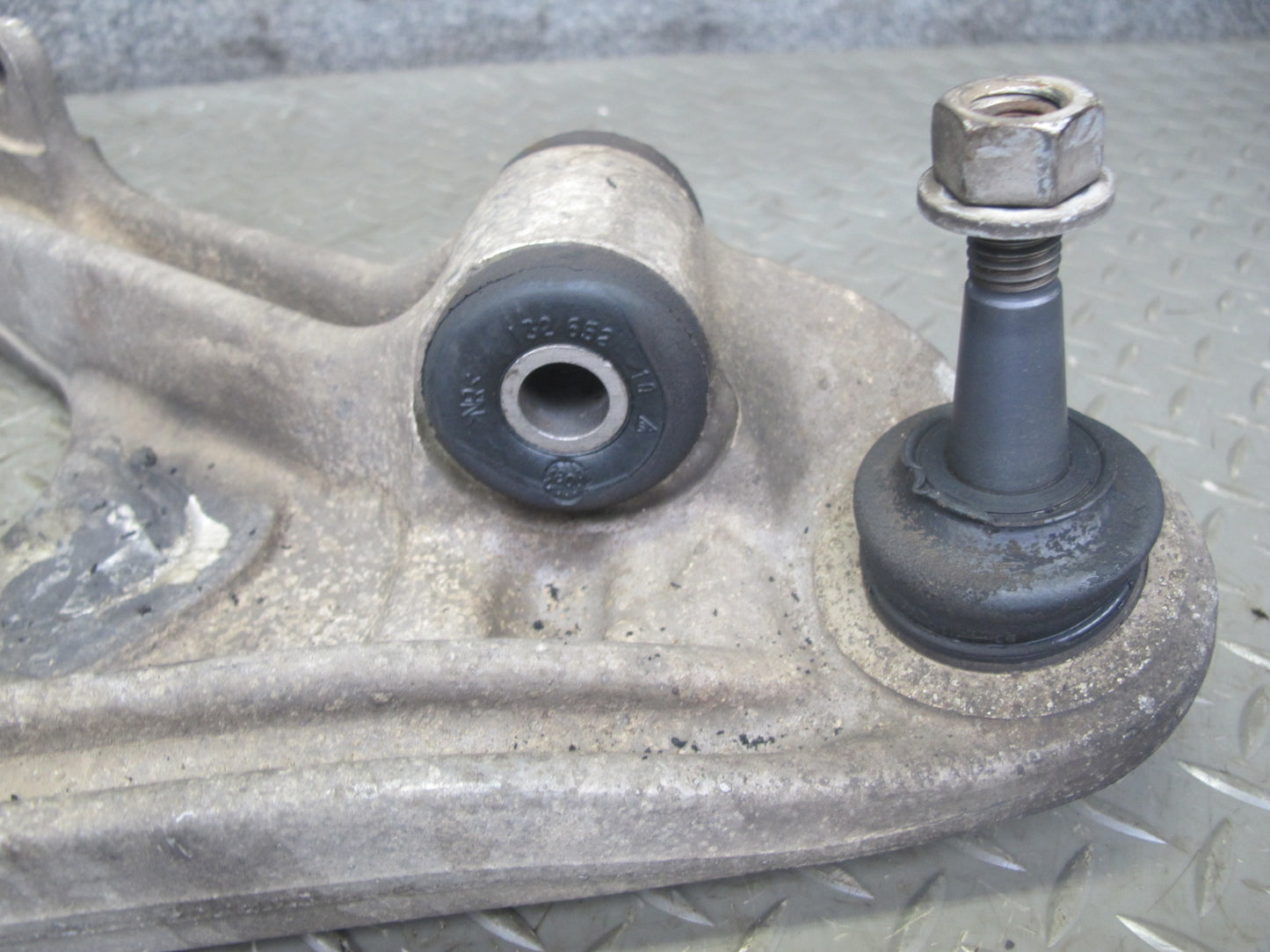 2004-2009 Cadillac XLR Rear Left Suspension Lower & Upper Control Arm Set