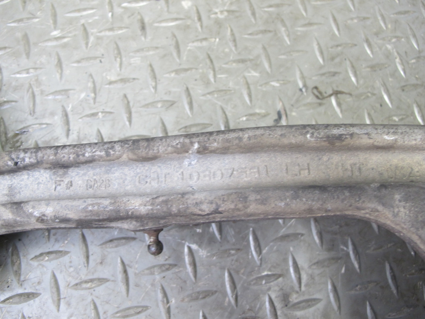 2004-2009 Cadillac XLR Rear Left Suspension Lower & Upper Control Arm Set