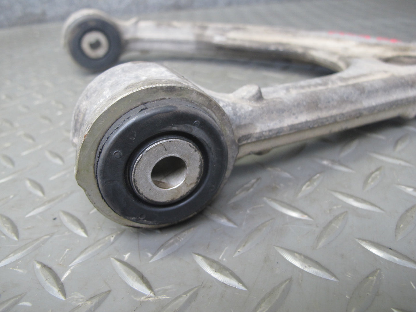 2004-2009 Cadillac XLR Rear Left Suspension Lower & Upper Control Arm Set