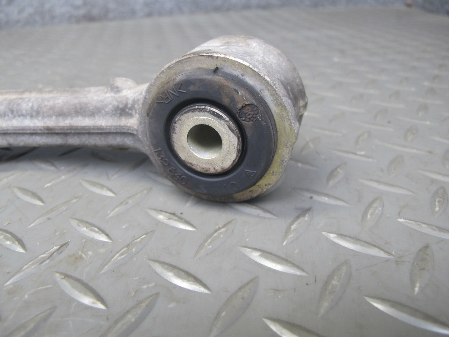 2004-2009 Cadillac XLR Rear Left Suspension Lower & Upper Control Arm Set