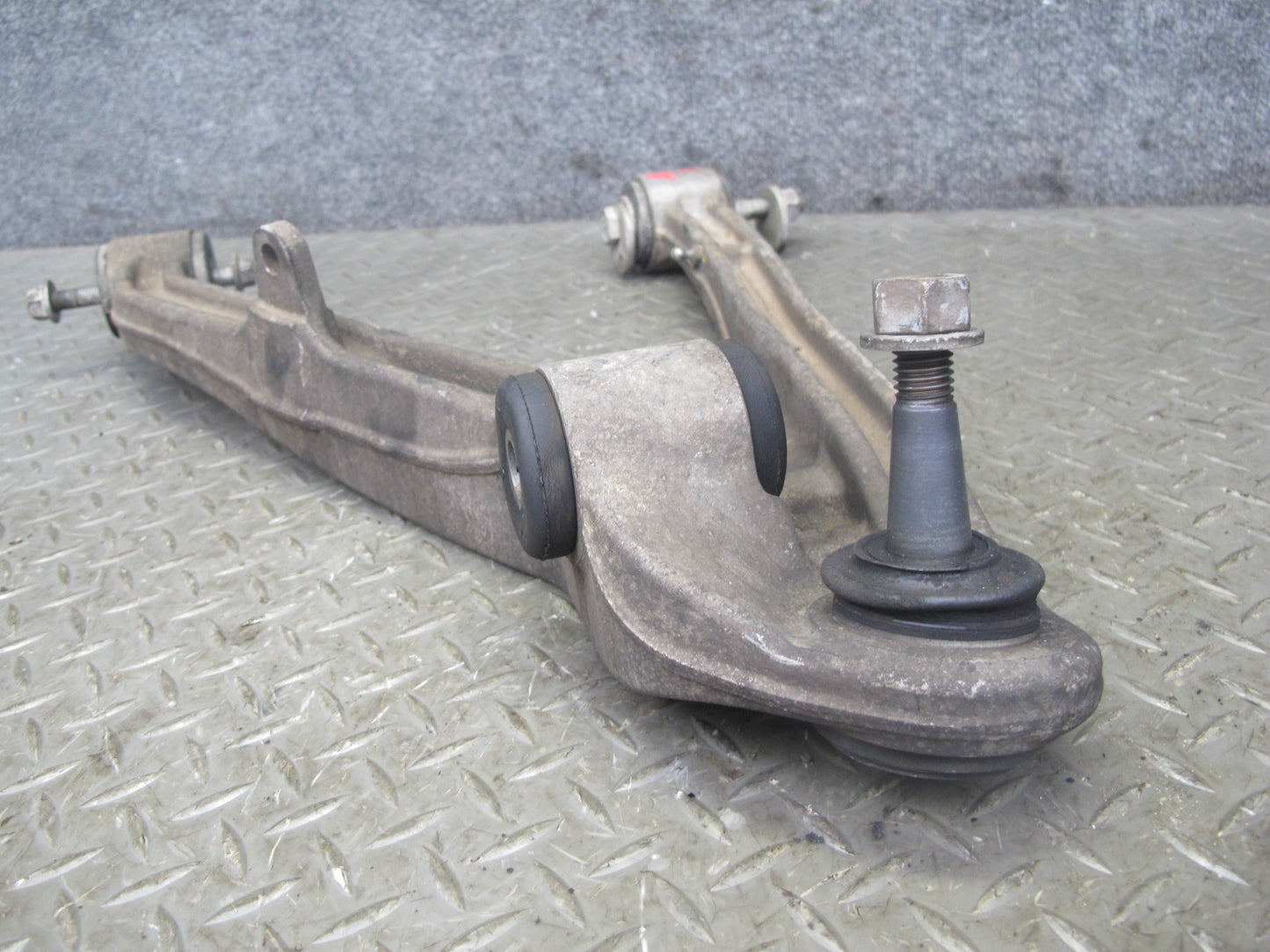 2004-2009 Cadillac XLR Rear Right Suspension Lower & Upper Control Arm Set