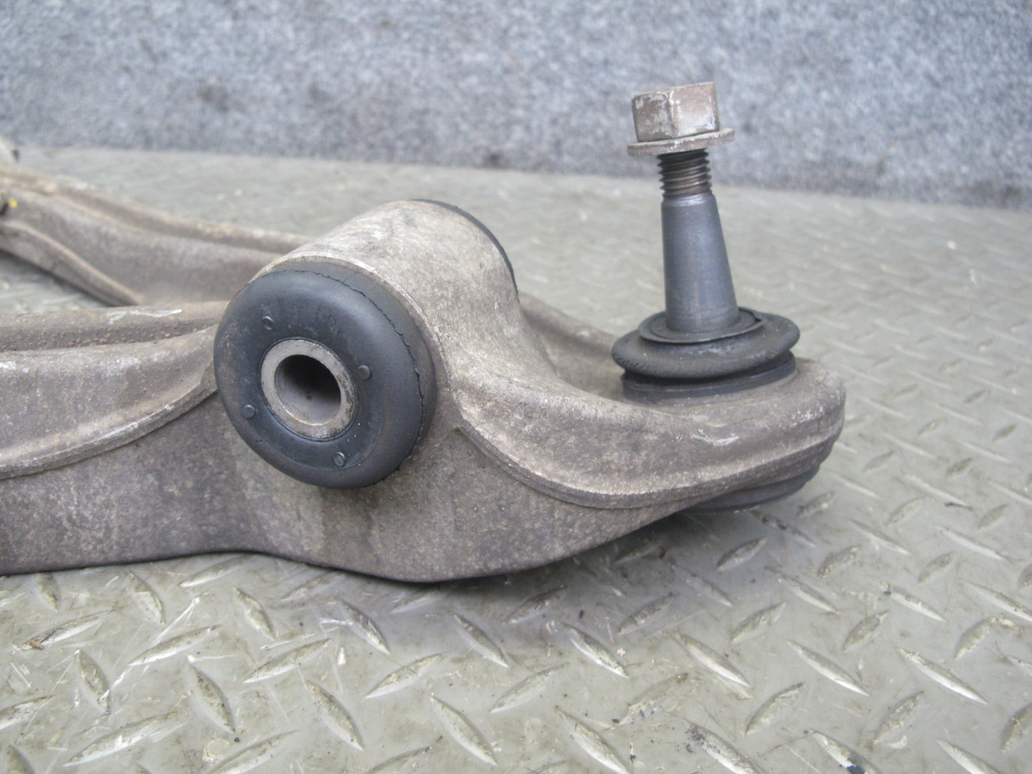 2004-2009 Cadillac XLR Rear Right Suspension Lower & Upper Control Arm Set