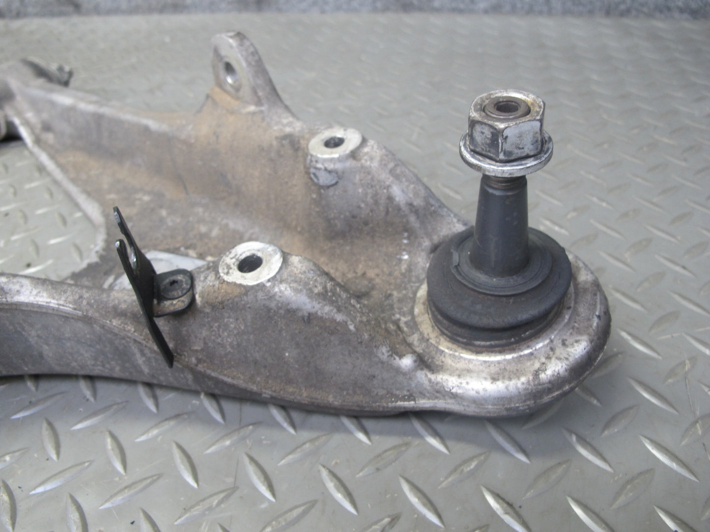 2004-2009 Cadillac XLR Front Right Suspension Lower & Upper Control Arm Set