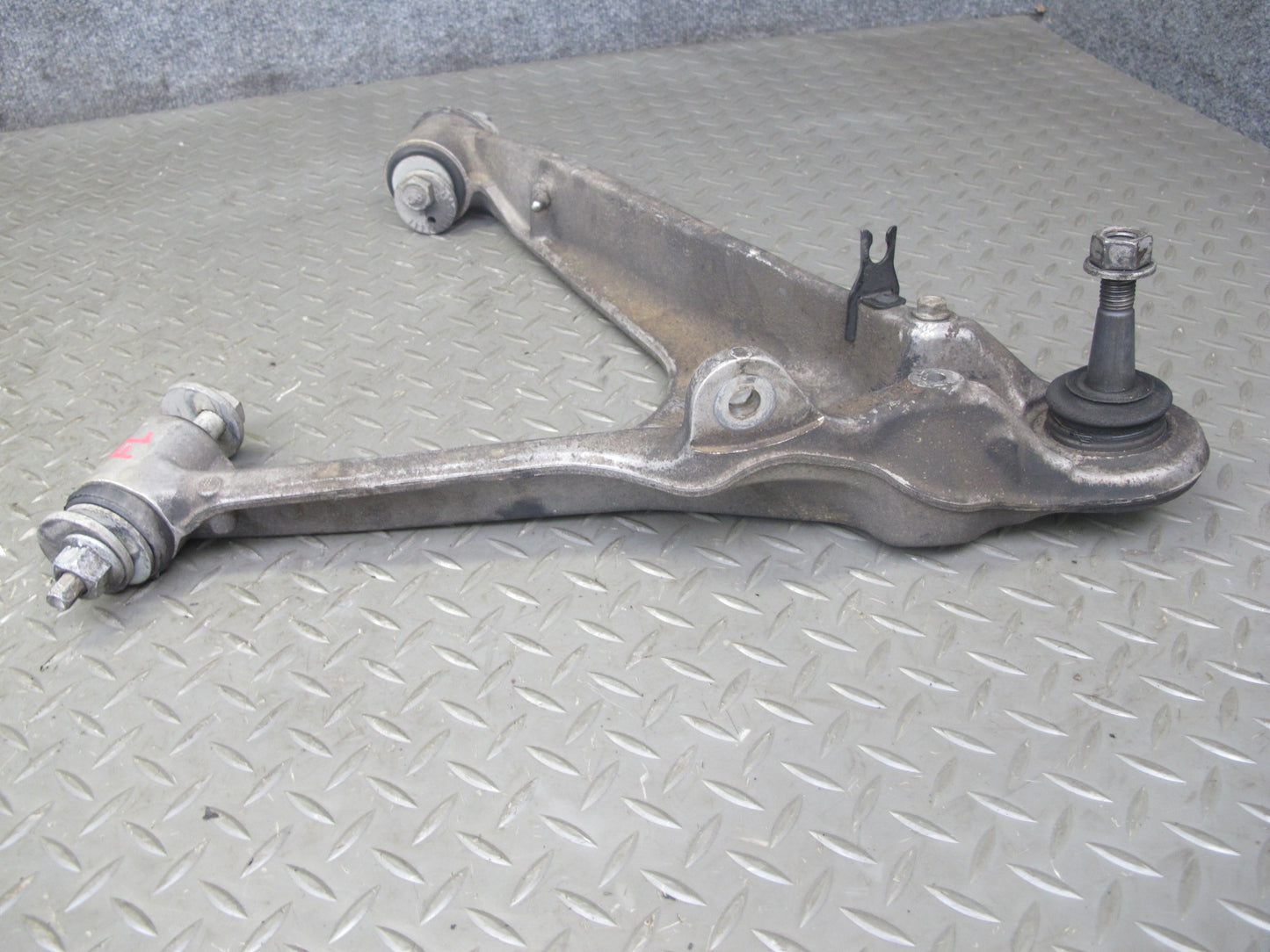 2004-2009 Cadillac XLR Front Left Suspension Lower & Upper Control Arm Set