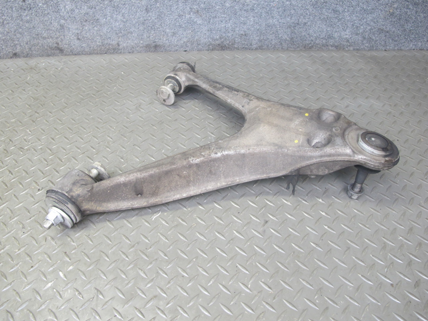 2004-2009 Cadillac XLR Front Left Suspension Lower & Upper Control Arm Set
