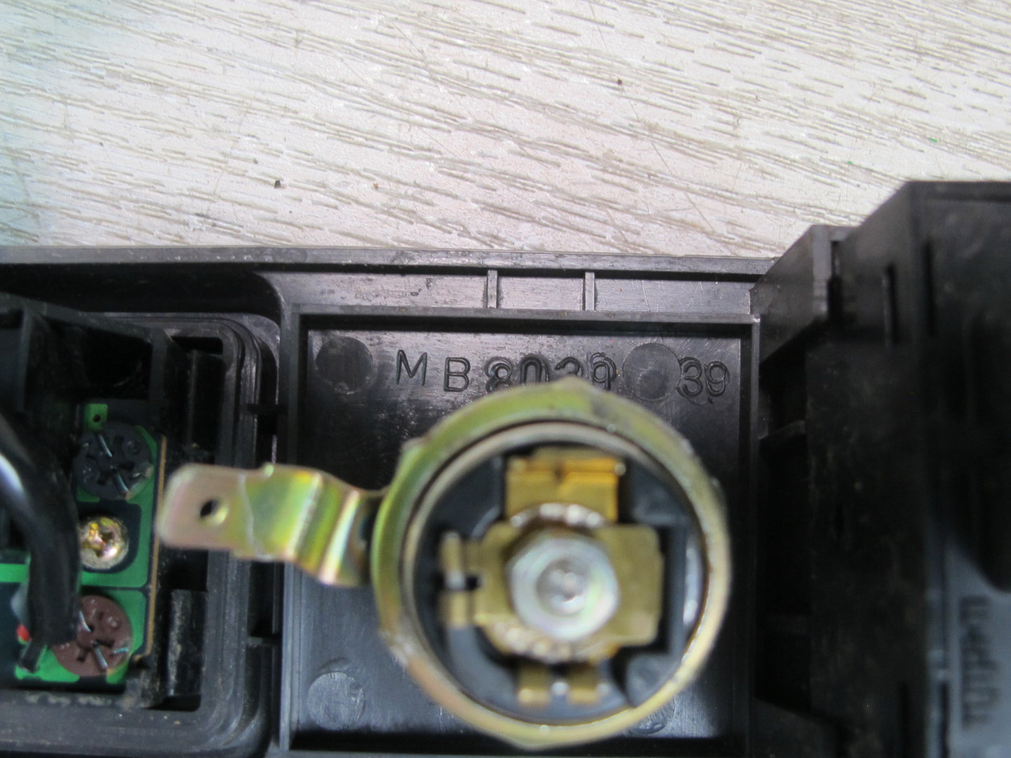 91-99 Mitsubishi 3000GT Cruise Control Active Aero Button Switch OEM