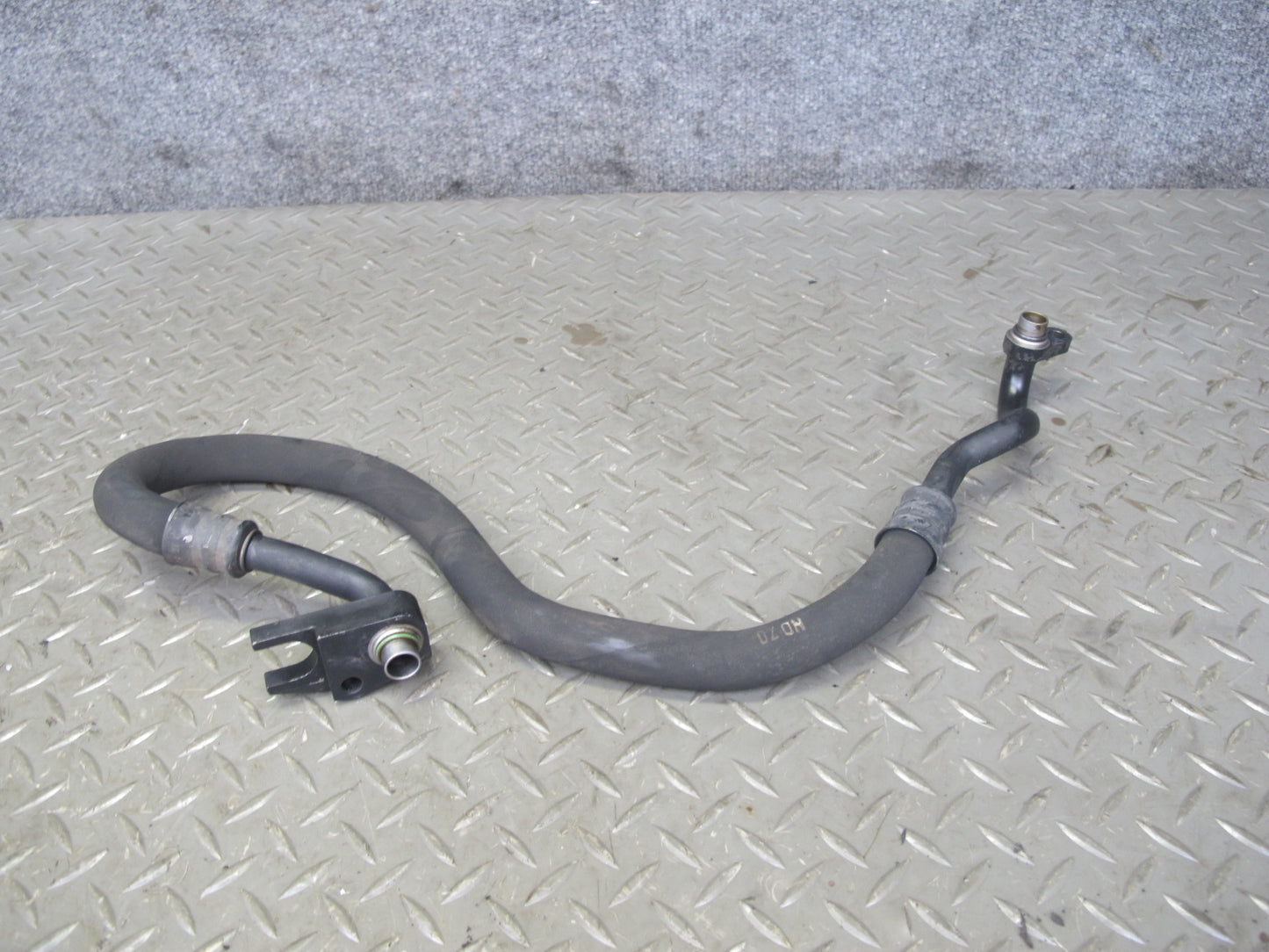 2006-2010 BMW E63 E64 M6 Engine Oil Cooler Hose Pipe Line Set of 2