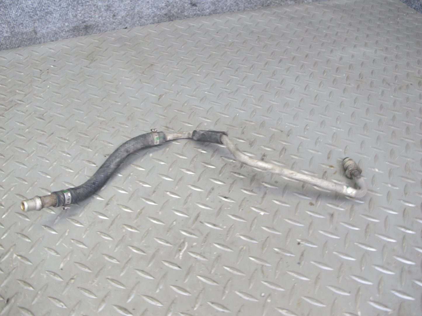 2006-2009 Cadillac XLR 4.6L V8 Engine Power Steering Line Hose Pipe Set