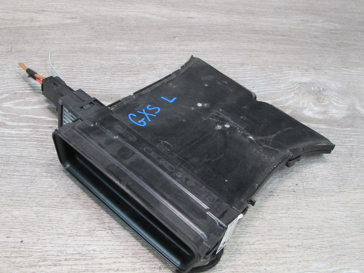 2008-2014 BMW E71 E72 X6 Rear Left Side Under Seat Foot Heater Air Vent Duct