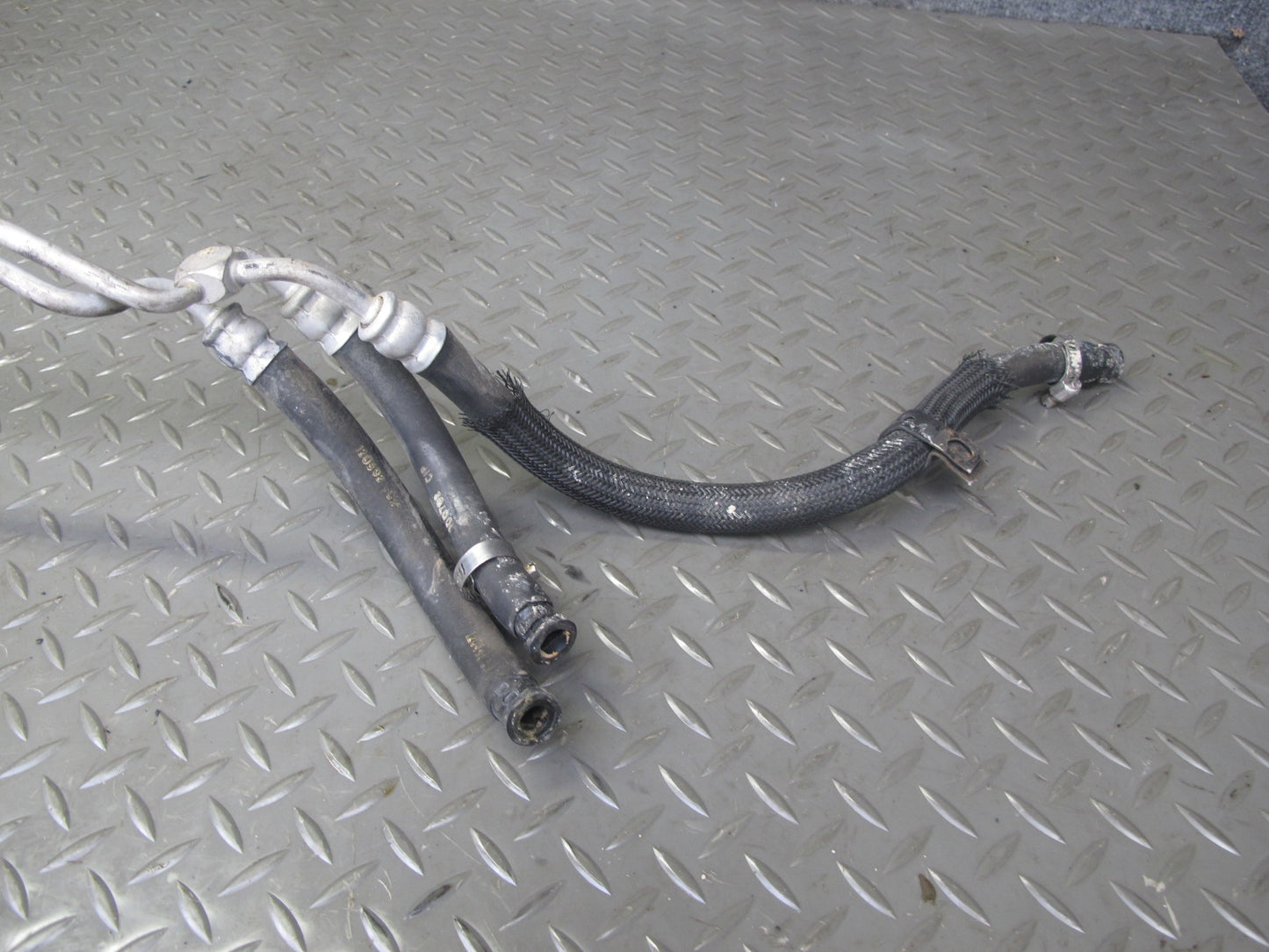 92-94 Chevrolet Corvette C4 5.7L Engine Water Coolant Hose Pipe Line Set OEM