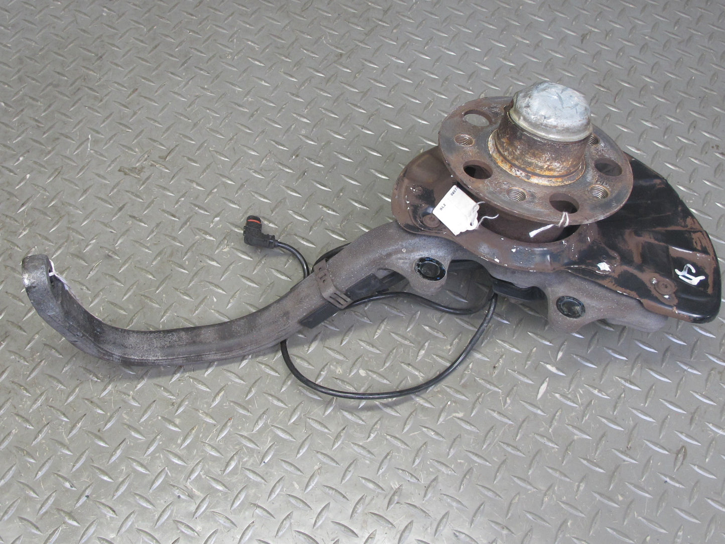 03-08 Mercedes R230 SL600 Front Right Spindle Knuckle Wheel Hub Bearing 56K OEM