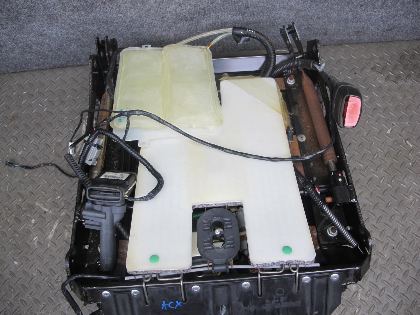 2004-2009 Cadillac XLR Front Right Passenger Side Seat Track Frame W/ Motor