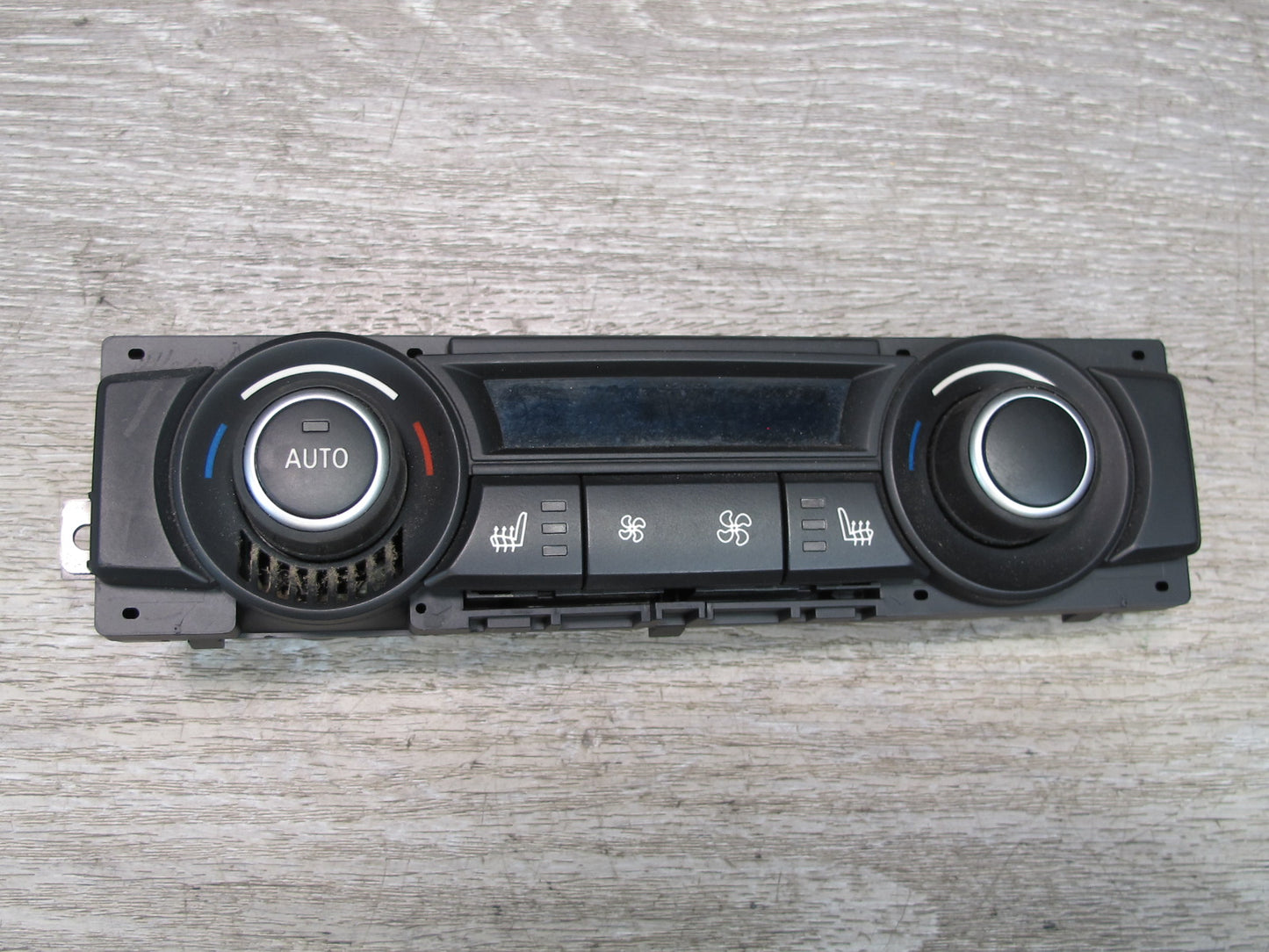2008-2014 BMW E71 E72 X6 Rear A/C Heater Climate Control Switch Panel 9215515