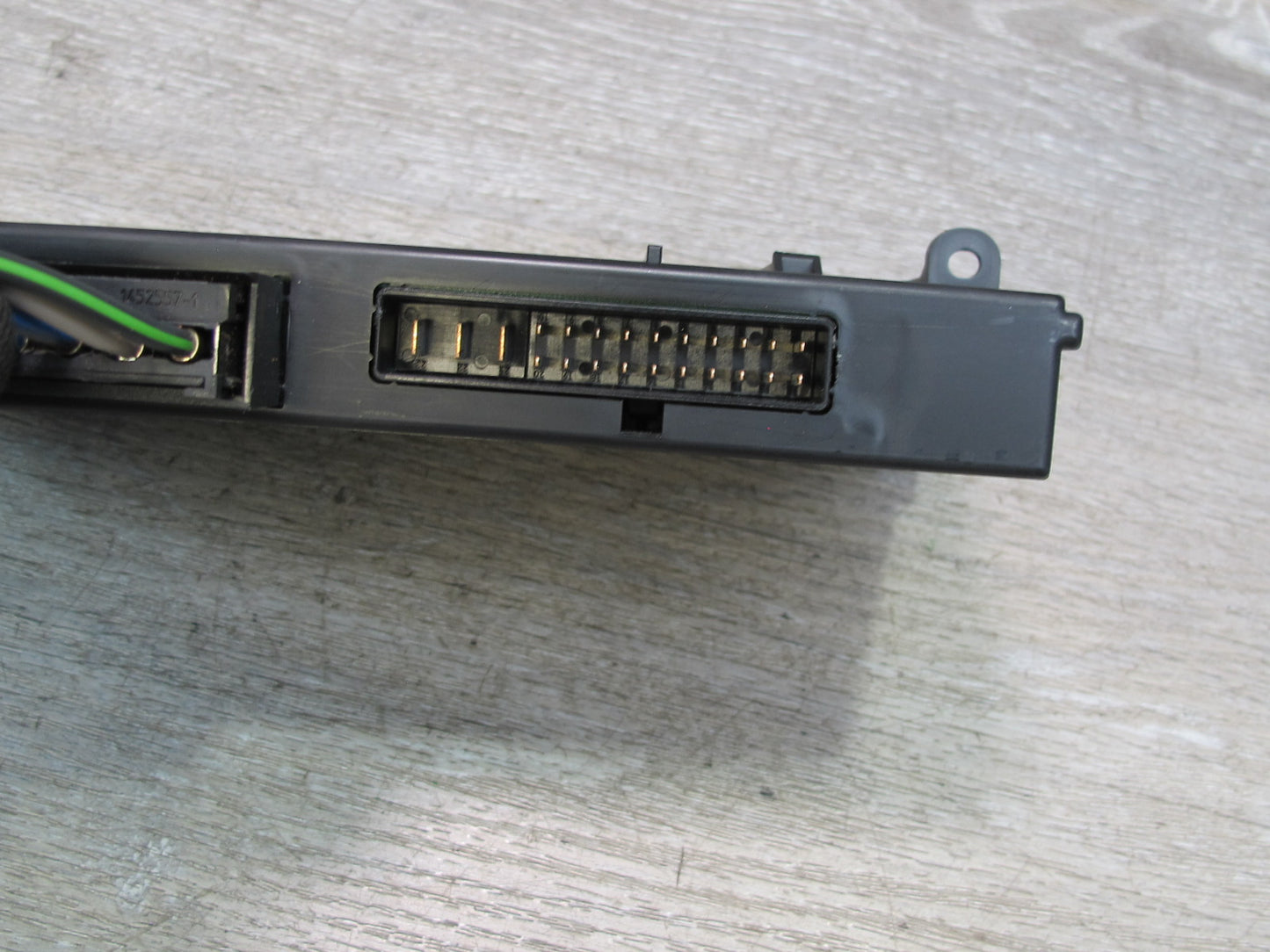 2010-2014 BMW E71 E72 X6 Electronic Junction Box Body Control Module 9227176