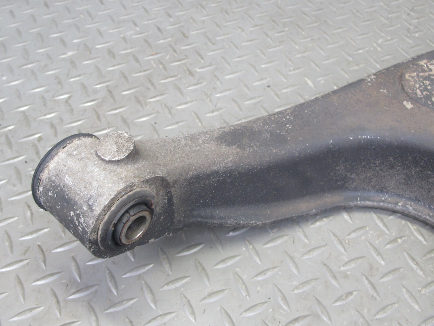 86-91 Mercedes W126 Rear Left Spindle Knuckle Wheel Hub Bearing OEM