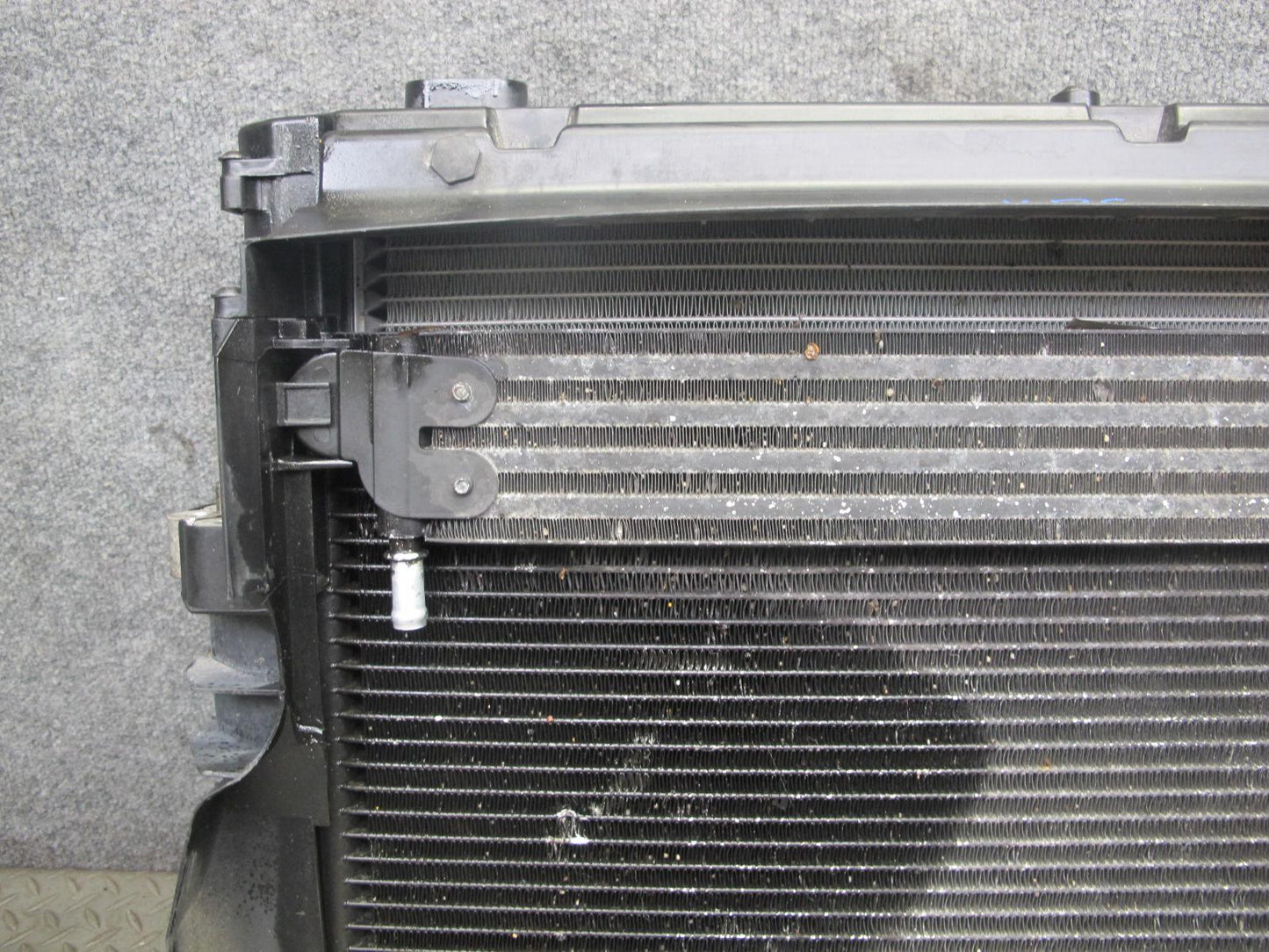 2006-2010 BMW E63 E64 M6 Engine Radiator A/C Condenser Oil Cooler Fan Set OEM