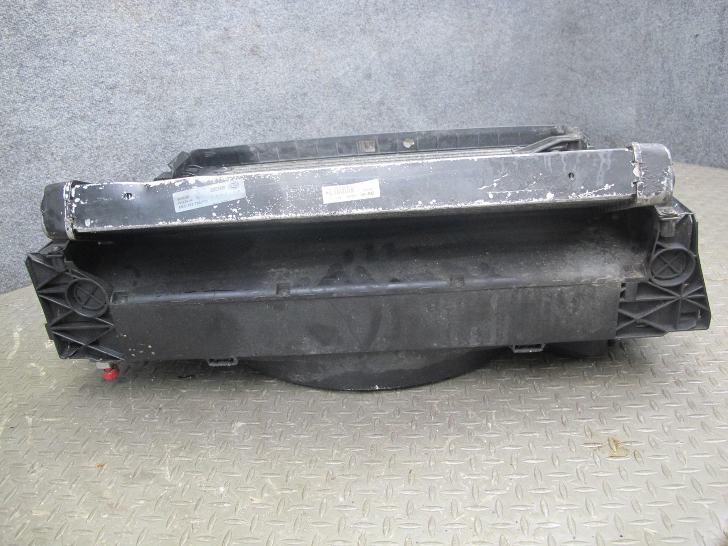 2006-2010 BMW E63 E64 M6 Engine Radiator A/C Condenser Oil Cooler Fan Set OEM