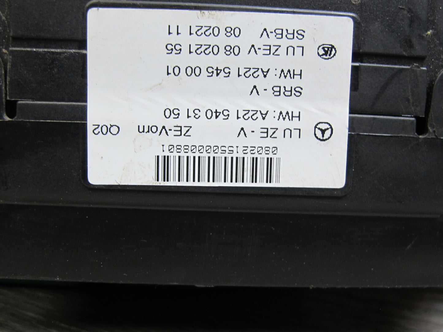 07-09 Mercedes W221 S-class Front Fuse Relay Box Module 2215403150 OEM