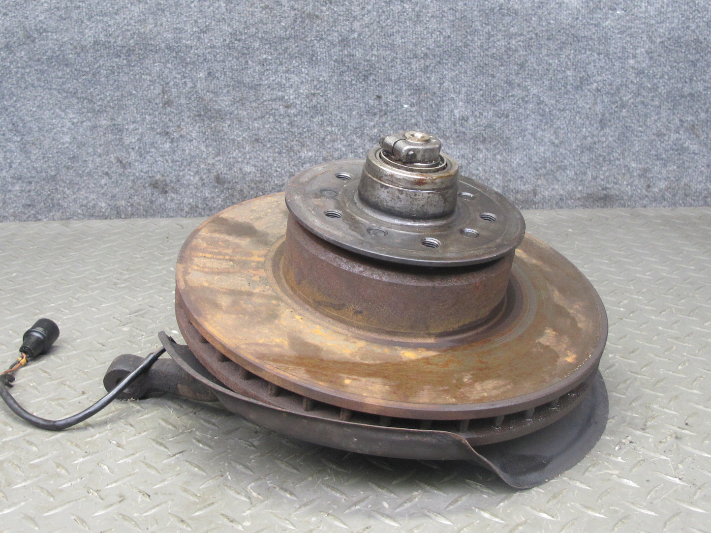 86-91 Mercedes W126 Front Right Spindle Knuckle Wheel Hub Bearing Rotor OEM