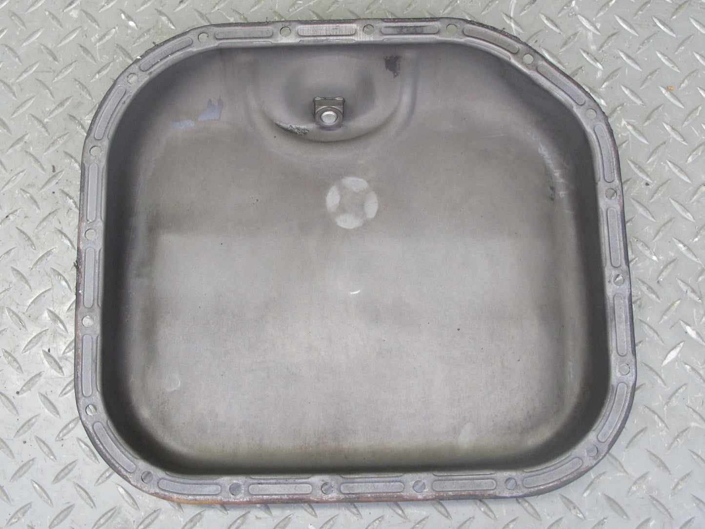 86-91 Mercedes W126 C126 560SEC 500SEC Lower Engine Oil Pan OEM