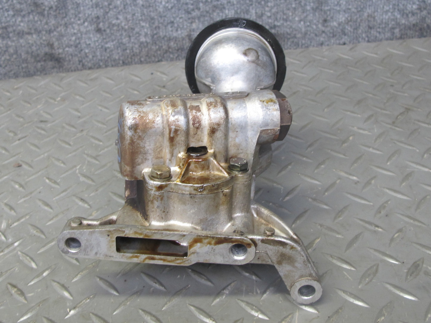 84-91 Mercedes W126 C126 Engine Motor Oil Pump 1171860401 OEM