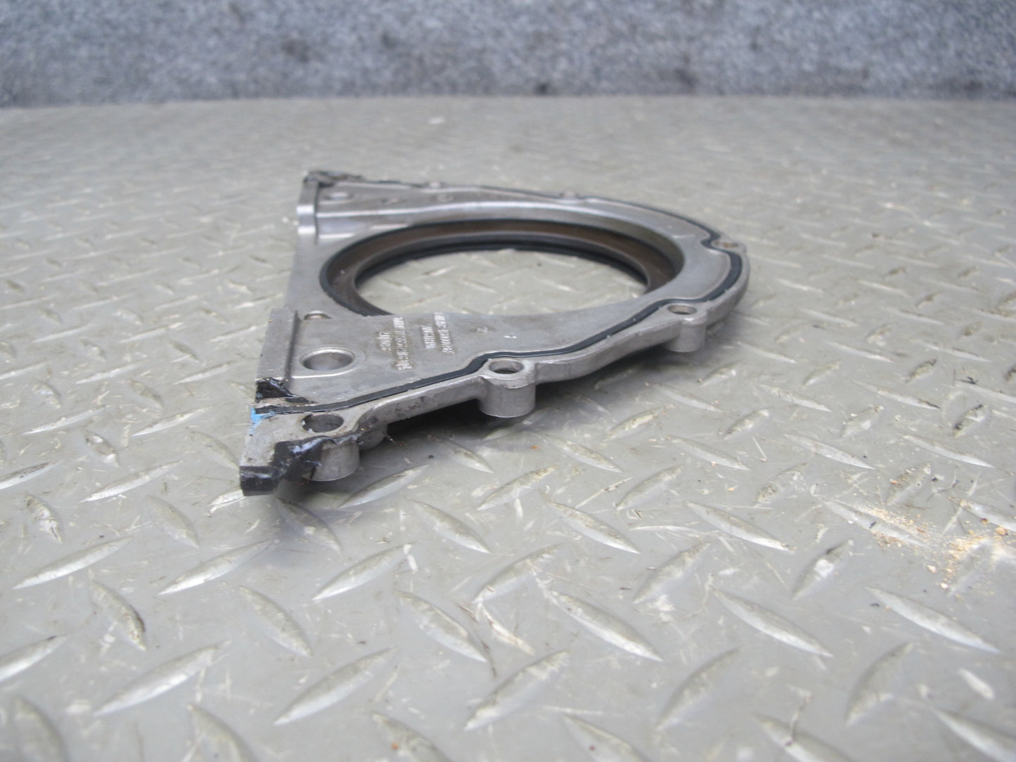 12-18 BMW F01 F02 F13 F12 N63 4.4L Engine Rear Crankshaft Cover 7555216 OEM