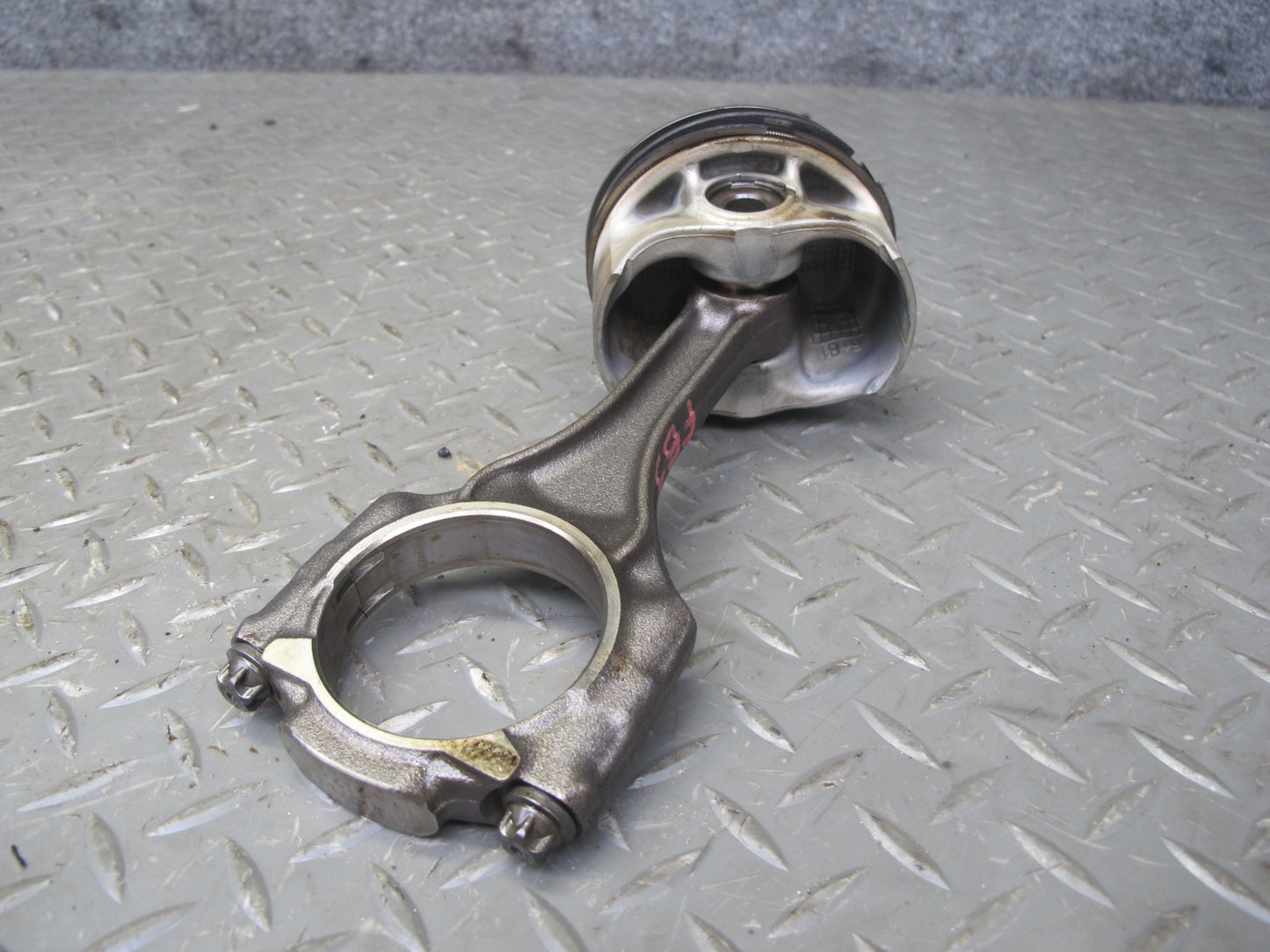 12-14 BMW F01 F02 F13 F12 4.4L N63 Set of 8 Engine Piston w Connecting Rod OEM