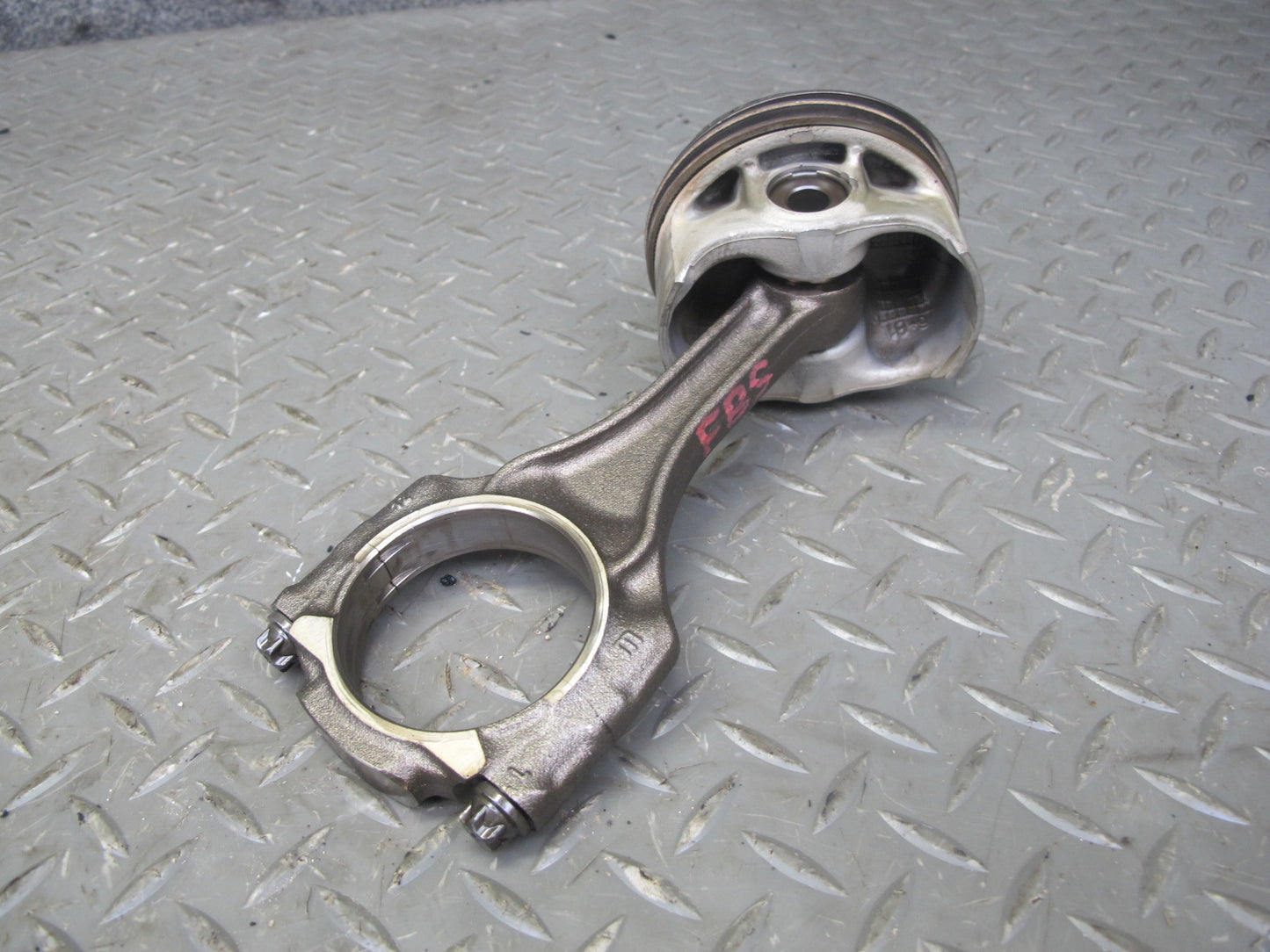 12-14 BMW F01 F02 F13 F12 4.4L N63 Set of 8 Engine Piston w Connecting Rod OEM