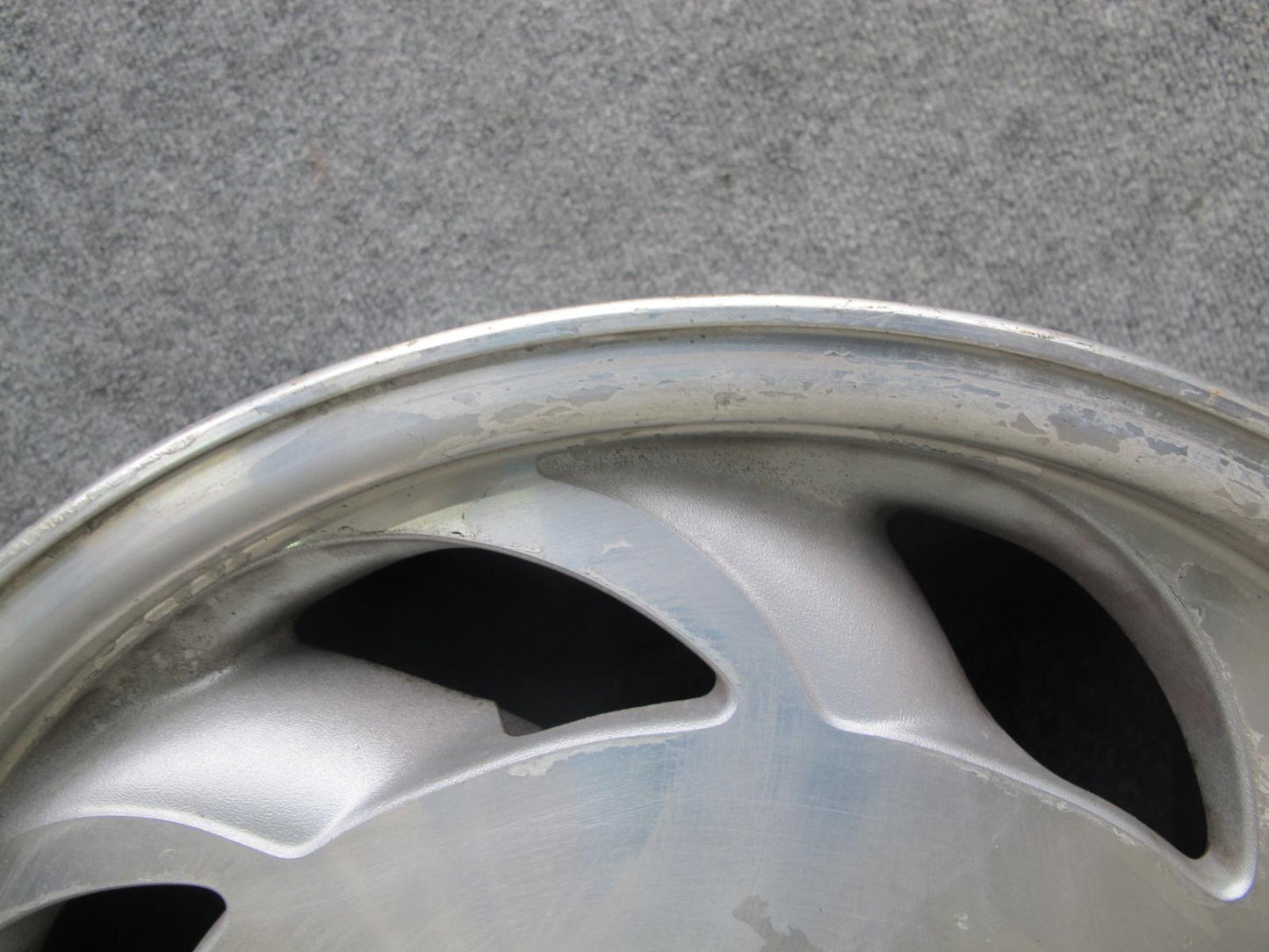 93-96 Chevrolet Corvette C4 Rear Right R17 17" Alloy Wheel Rim 17x9.5J ET56 OEM