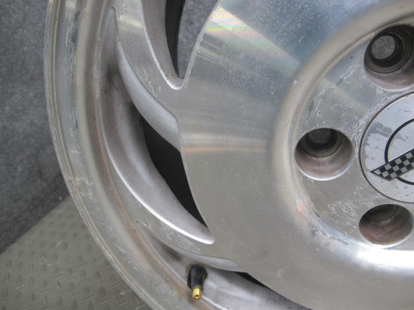 93-96 Chevrolet Corvette C4 Front Left R17" Alloy Wheel Rim 17x8.5J ET56 OEM