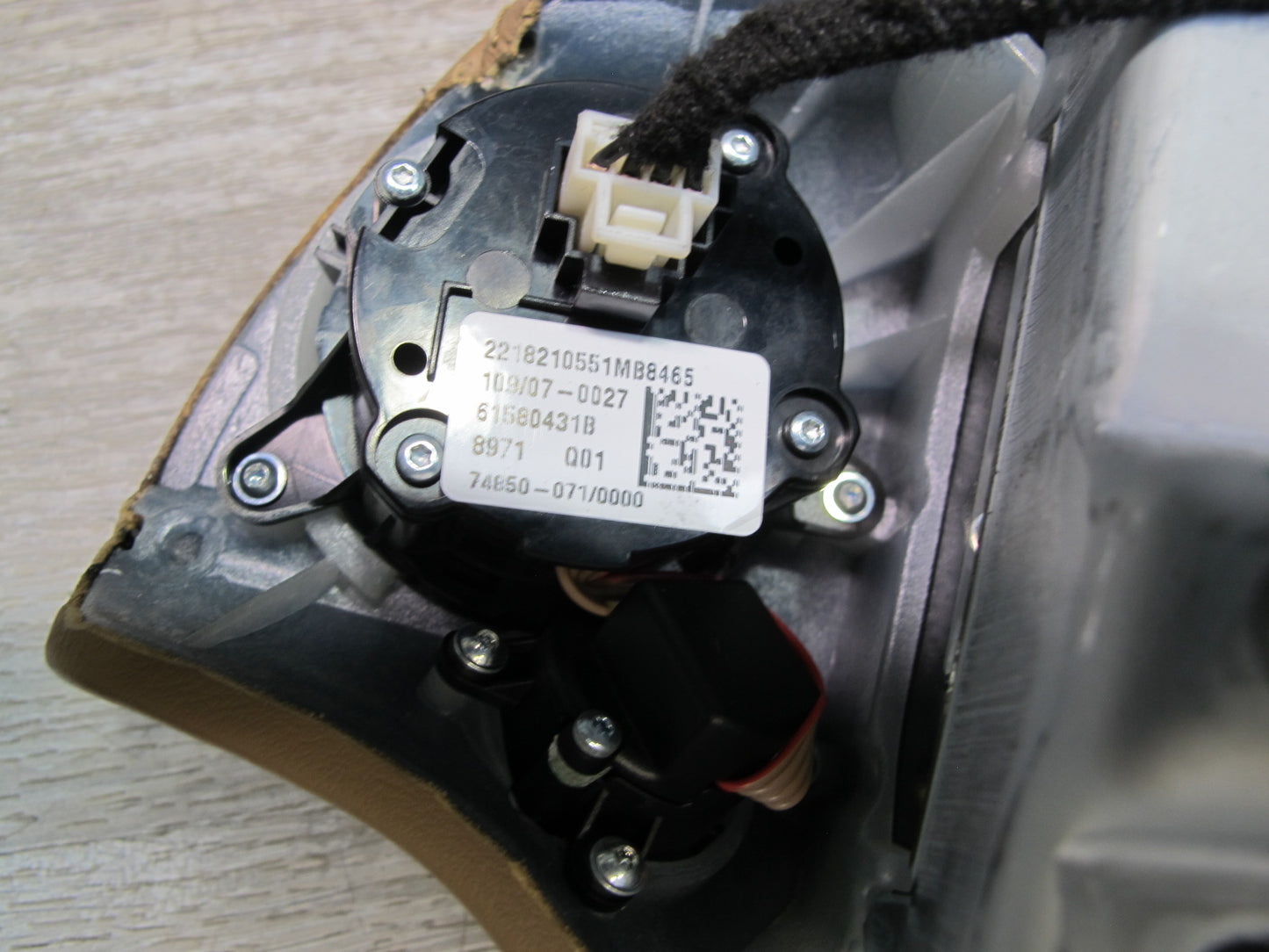 07-10 MERCEDES W221 S-CLASS FRONT LEFT DRIVER SIDE STEERING WHEEL SRS AIRBAG OEM