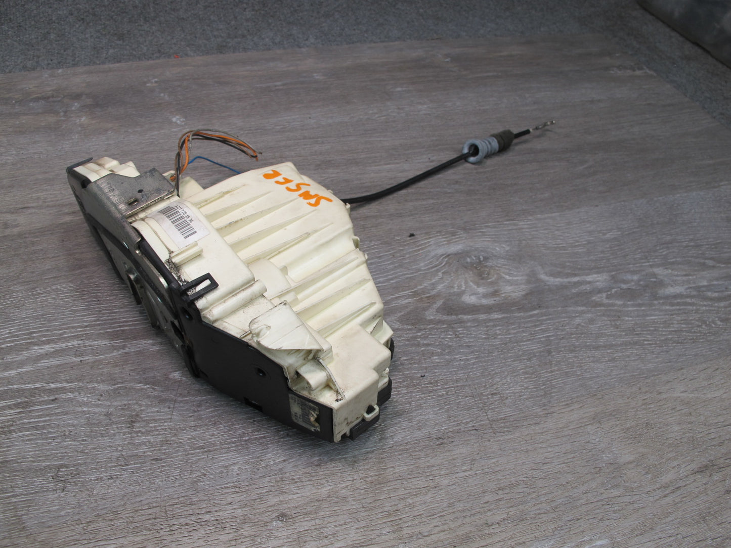 07-13 Mercedes W221 S-class Front Right Door Lock Latch Actuator 2217301635 OEM