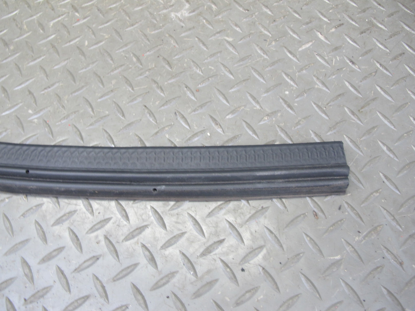 2004-2009 Cadillac XLR Rear Trunk Deck Lid Weather Strip Rubber Seal