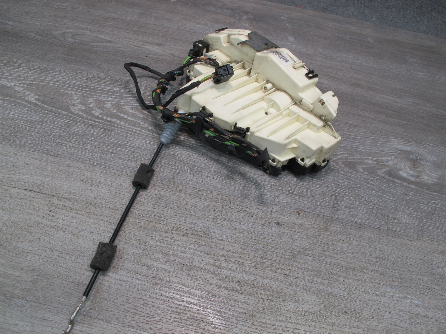 07-13 Mercedes W221 S-class Front Left Door Lock Latch Actuator 2217201335 OEM