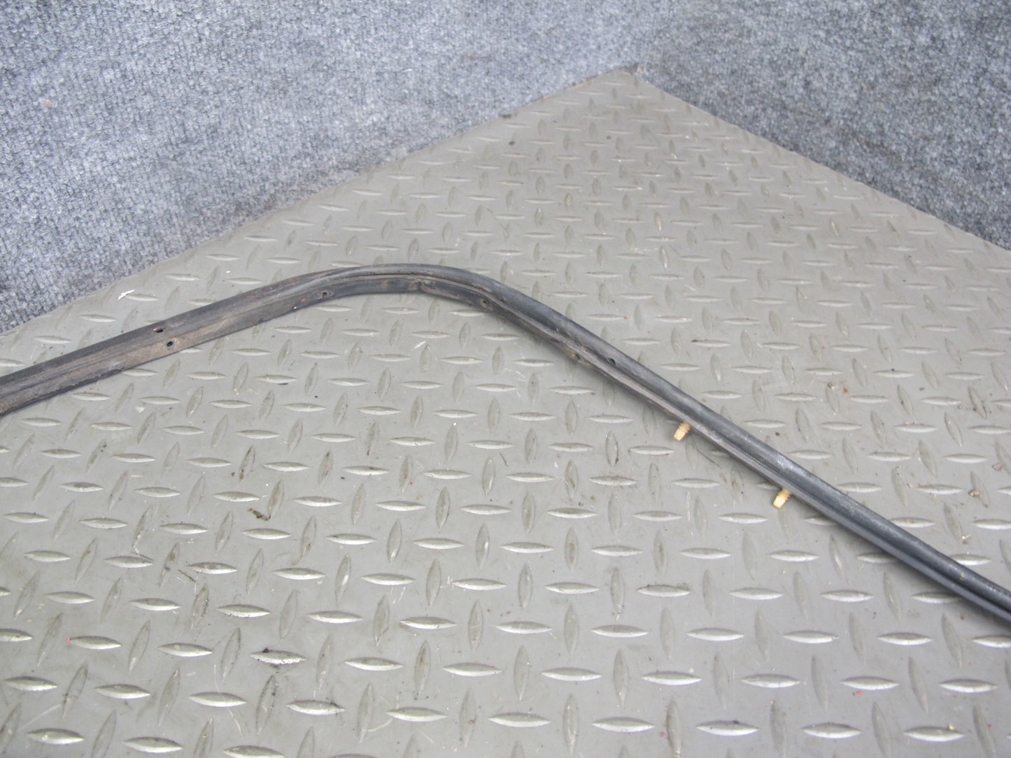 85-89 Toyota MR2 Front Right Passenger Door Weatherstrip Rubber Seal Set OEM