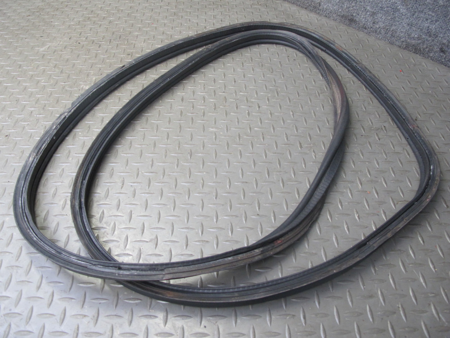 85-89 Toyota MR2 AW15 Front Hood Trunk Frunk Weatherstrip Rubber Seal OEM