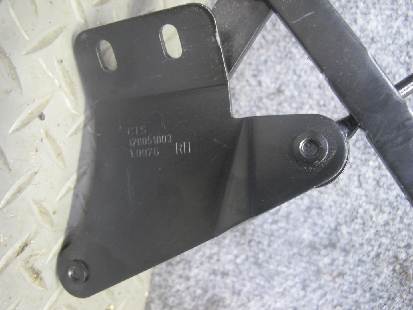 2004-2009 Cadillac XLR Left Right Side Hard TOP Flap Hinge Frame Lid Cover Set