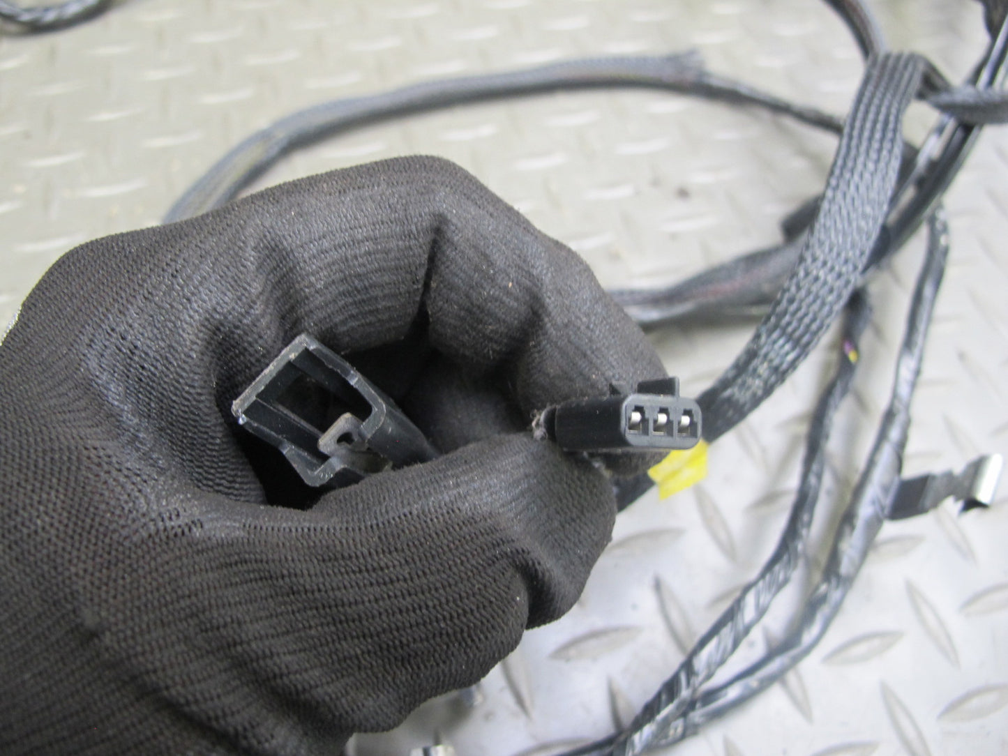 2004-2009 Cadillac XLR Convertible Hard TOP Body Radio Wire Harness Assembly