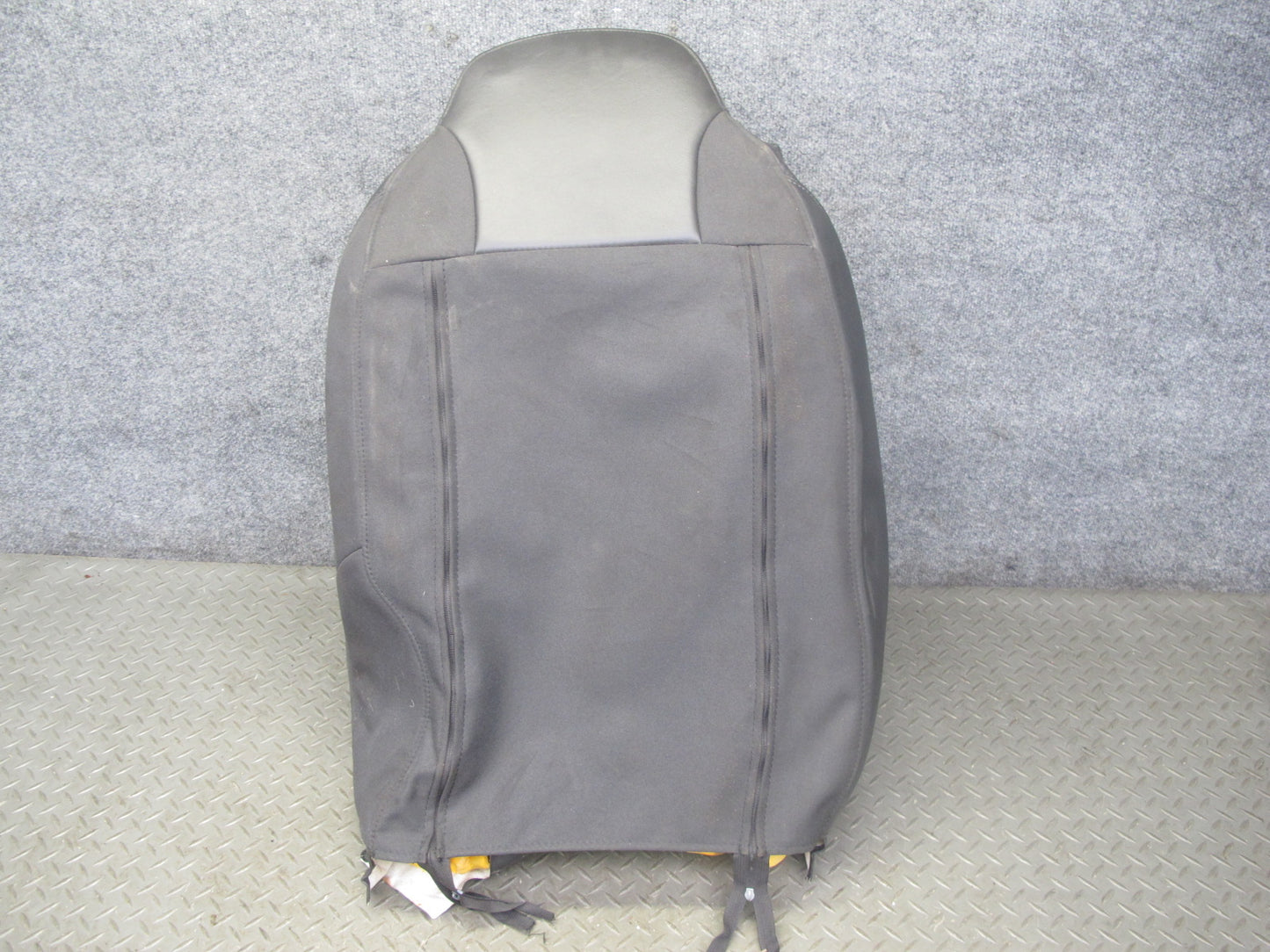 2004-2009 Cadillac XLR Front Right Side Seat Upper Leather Cushion Black