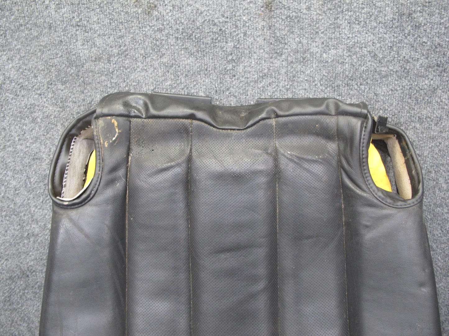 2004-2009 Cadillac XLR Front Right Side Seat Lower Leather Cushion Black