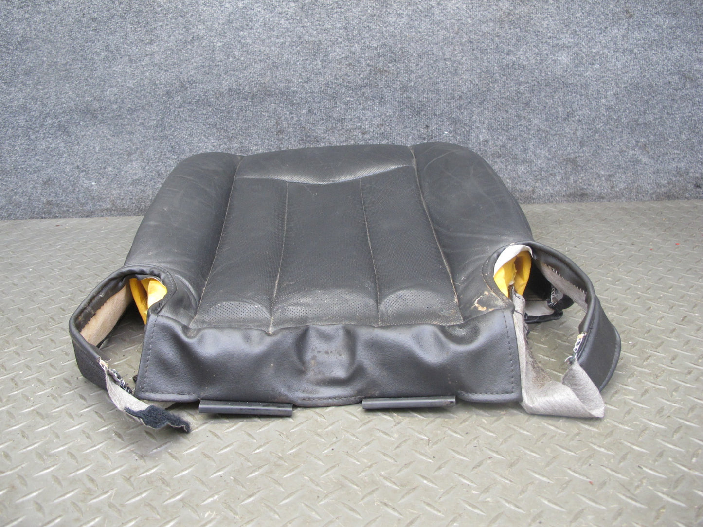 2004-2009 Cadillac XLR Front Right Side Seat Lower Leather Cushion Black