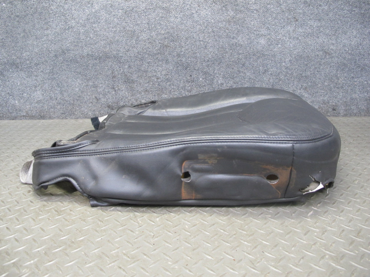 2004-2009 Cadillac XLR Front Right Side Seat Lower Leather Cushion Black