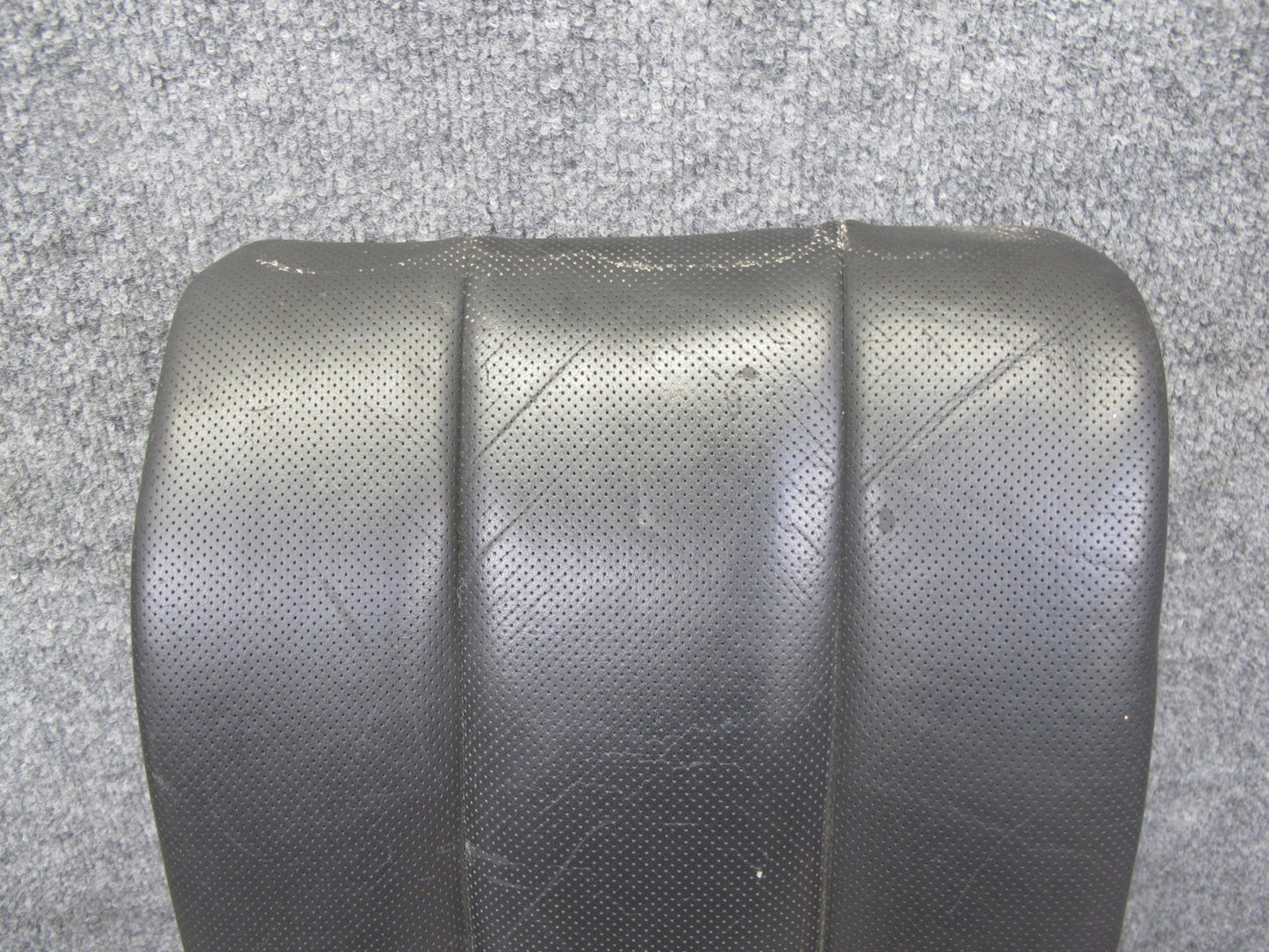 2004-2009 Cadillac XLR Front Right Side Seat Upper Center Leather Lining Black