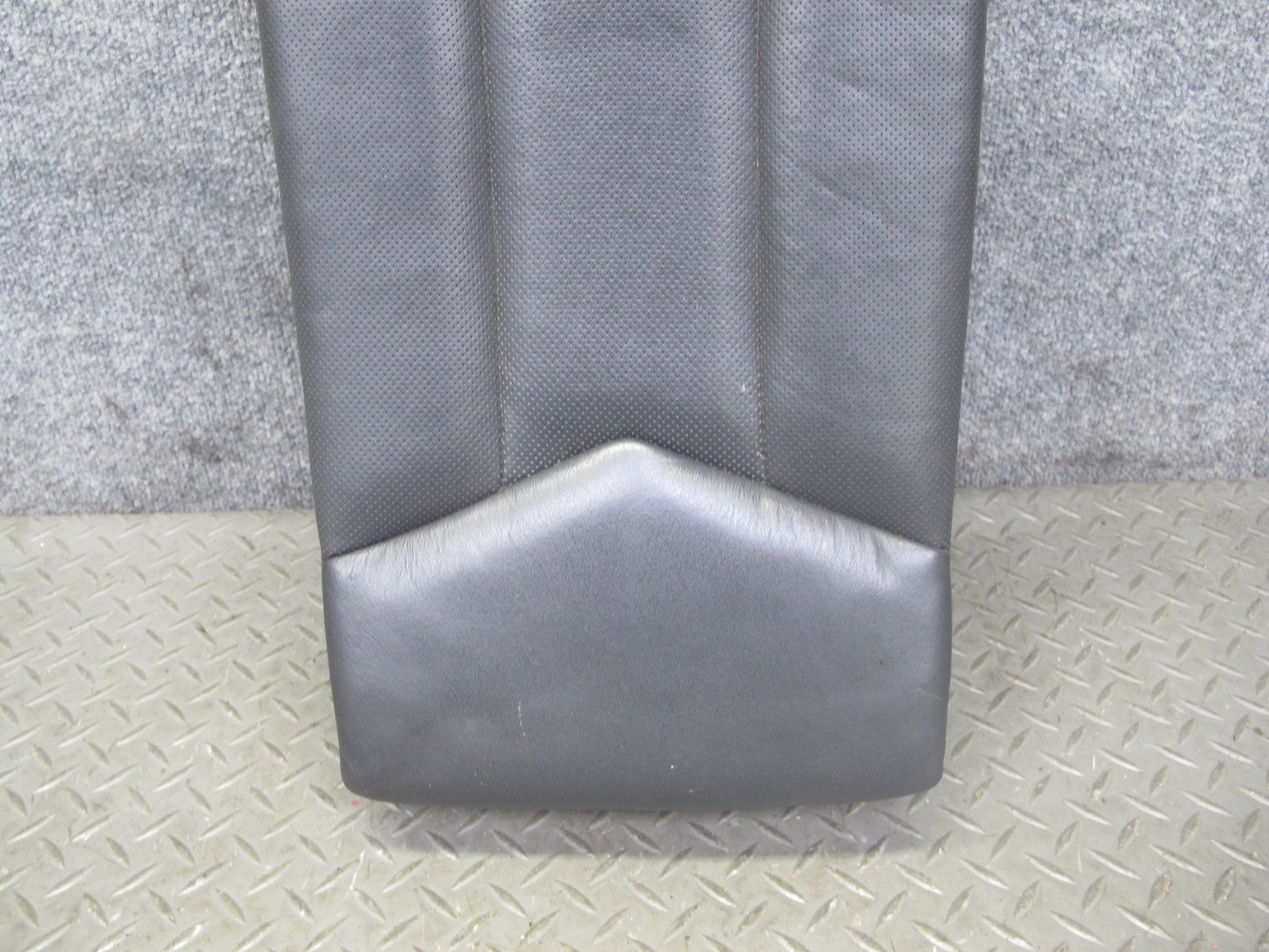 2004-2009 Cadillac XLR Front Right Side Seat Upper Center Leather Lining Black