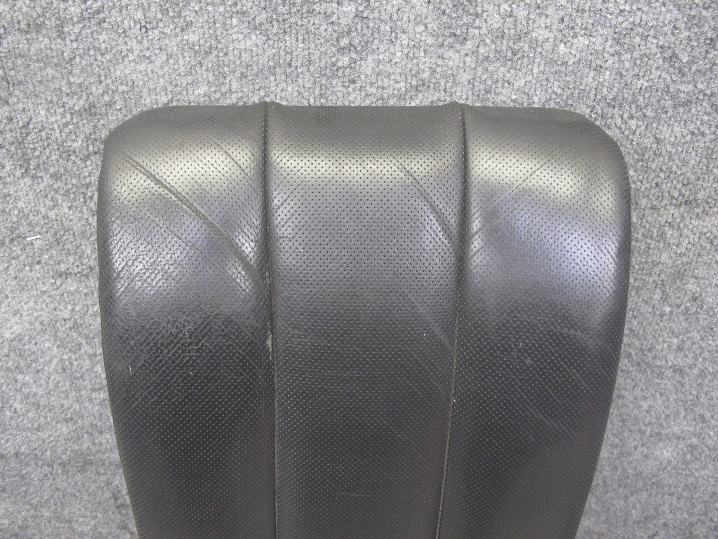 2004-2009 Cadillac XLR Front Left Side Seat Upper Center Leather Lining Black