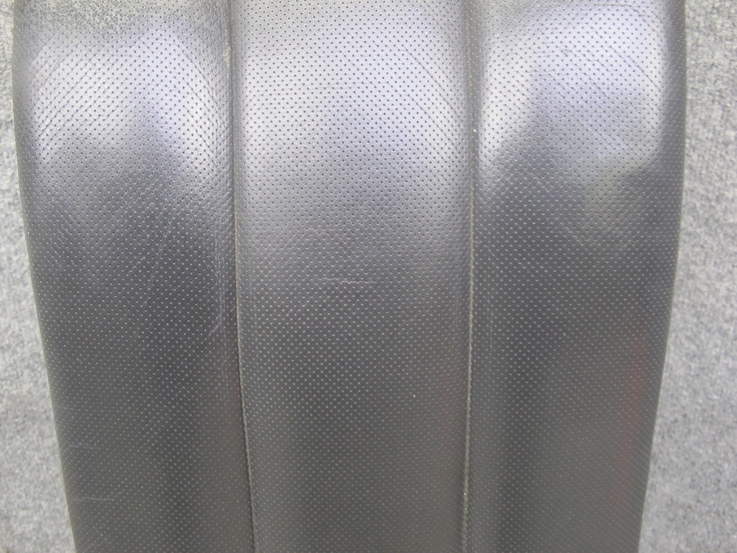 2004-2009 Cadillac XLR Front Left Side Seat Upper Center Leather Lining Black
