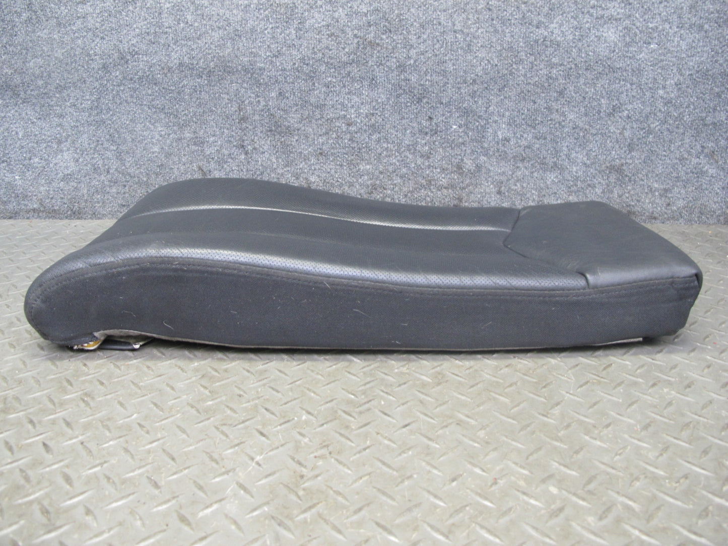 2004-2009 Cadillac XLR Front Left Side Seat Upper Center Leather Lining Black